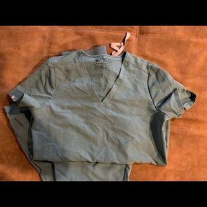 Figs Women’s Scrubs